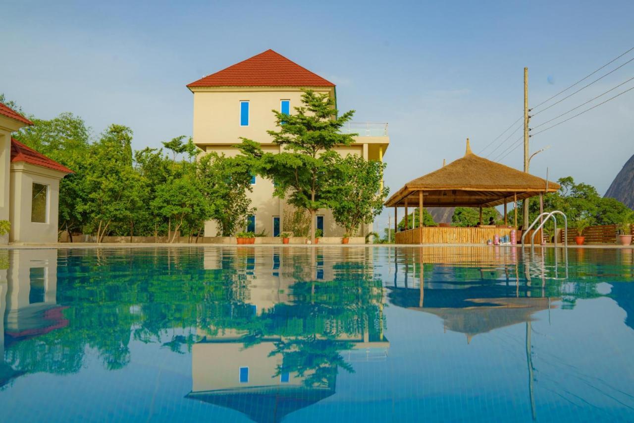 Zuma Rock Resort Abuja Exterior photo